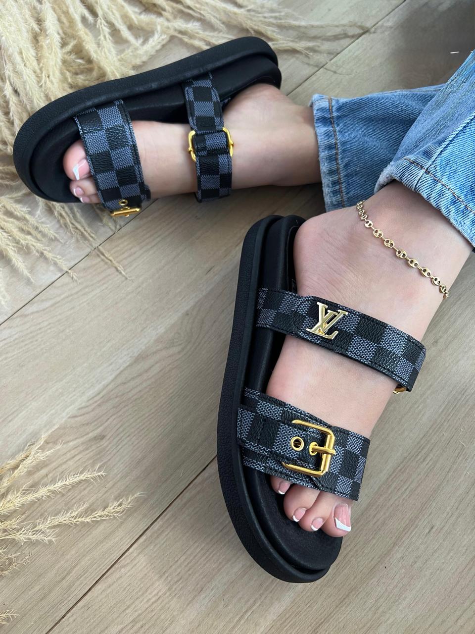 Sandalia  LV abierta